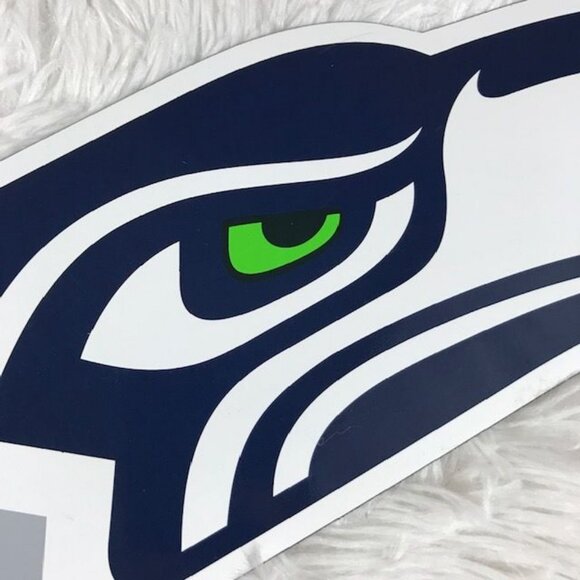 NWOT Seattle Seahawks 14" XL Logo Magnet - Picture 2 of 5